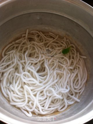 私家酸辣土豆粉的做法步骤：7