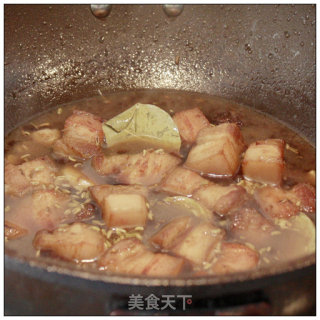 红亮美味最诱人-----冰糖红烧肉的做法步骤：8