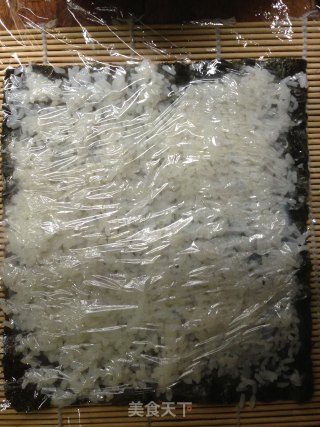 便宜美丽的米饭——外卷寿司的做法步骤：4