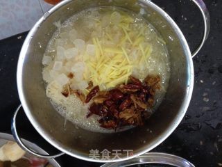 秋梨膏的做法步骤：3