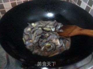 青椒烧海参的做法步骤：5