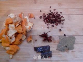 《自贡冷吃兔》——麻辣味的做法步骤：4