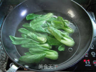 【香菇菜心】--- 简单的食材、鲜美的味道的做法步骤：2