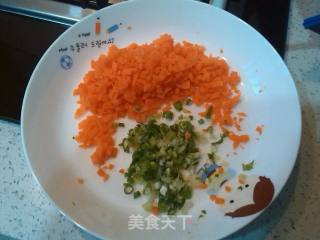 缤纷培根饭团的做法步骤：1