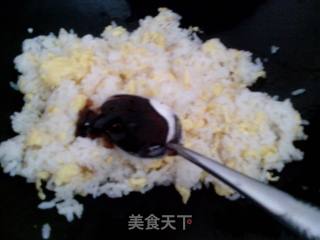 蚝油蛋炒饭的做法步骤：5