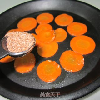 椒盐胡萝卜片的做法步骤：5