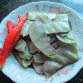青炒紫眉豆的做法步骤：1