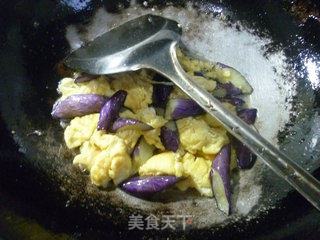 茄子炒鸡蛋的做法步骤：11