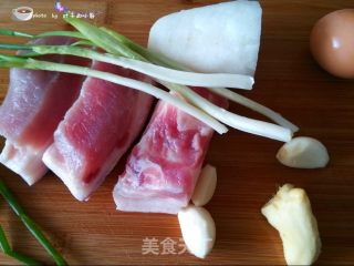萝卜丝肉丸汤的做法步骤：1