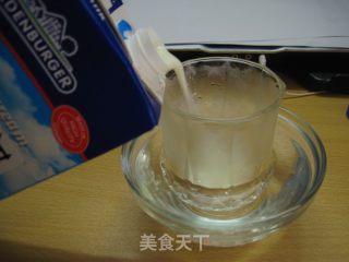 巧克力牛奶的做法步骤：3