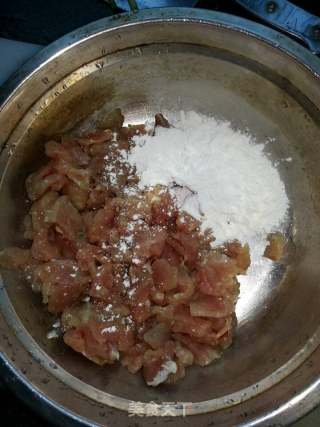 家常菜。荔枝肉的做法步骤：7