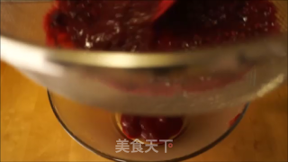 Soufflé aux fraises 草莓舒芙蕾的做法步骤：4