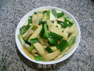 大蒜炒茭白的做法步骤：13