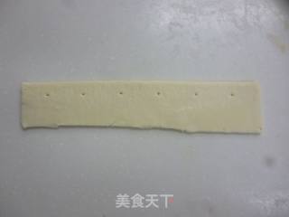 简单又美味的千层酥奶黄卷的做法步骤：1