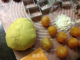 西式蛋黄酥的做法步骤：7