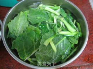 腊肉炒芥蓝的做法步骤：1