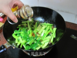 腊肉炒芥蓝的做法步骤：10