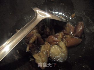 糖醋茄子的做法步骤：2