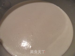 玫瑰豆沙馅冰皮月饼的做法步骤：2