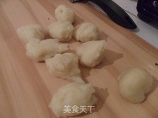 玫瑰豆沙馅冰皮月饼的做法步骤：4