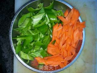 家常煮法。回锅肉的做法步骤：5