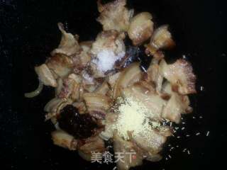 家常煮法。回锅肉的做法步骤：8
