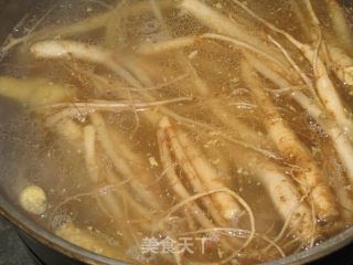 臭参炖排骨的做法步骤：4