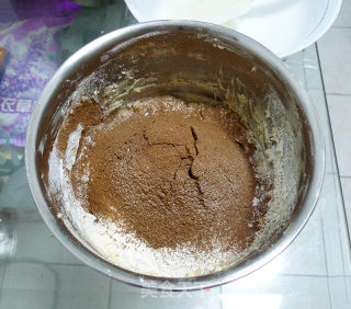 双色立体熊猫饼干的做法步骤：4