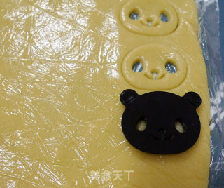 双色立体熊猫饼干的做法步骤：8