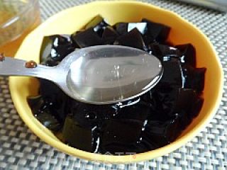椰汁龟苓膏的做法步骤：8