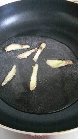 茄汁竹节虾的做法步骤：2