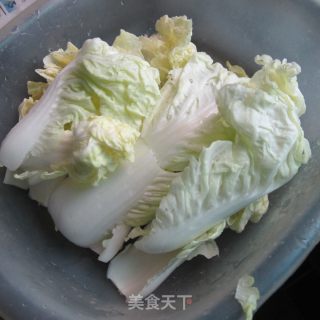 油辣白菜的做法步骤：1