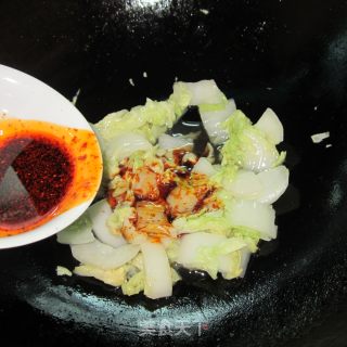 油辣白菜的做法步骤：4