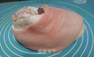 红烧肘子的做法步骤：1