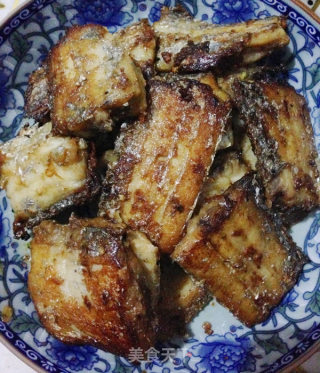 豆豉酥带鱼的做法步骤：3