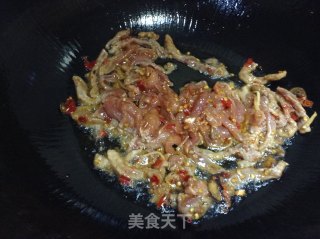 青椒肉丝的做法步骤：4