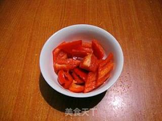家常小炒-------【木耳香菇炒肉片】的做法步骤：4