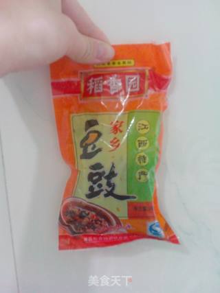 辣椒炒油渣的做法步骤：5