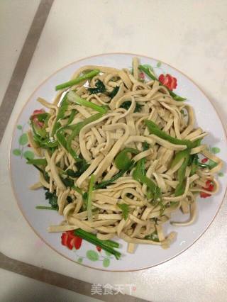 炒豆腐皮的做法步骤：10