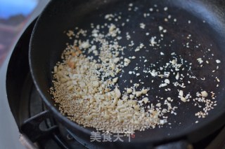 杏鲍菇怎么吃-帅的“私房菜”【干煸杏鲍菇】的做法步骤：2