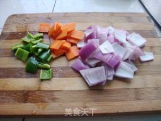 蚝油洋葱豆腐的做法步骤：1