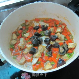 咖喱皮蛋三丁的做法步骤：5