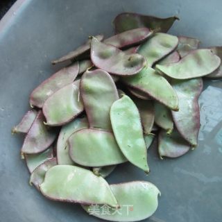 炝峨眉豆的做法步骤：1