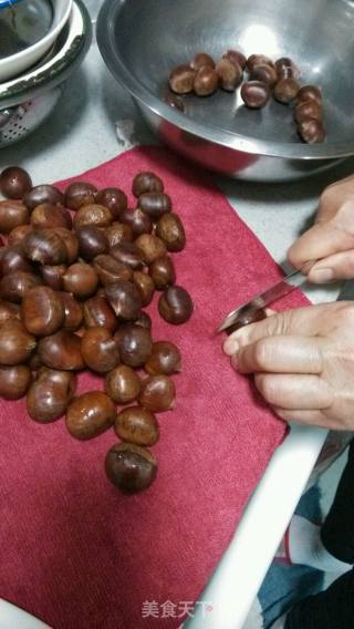 糖烤栗子的做法步骤：1