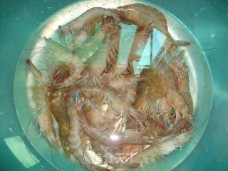 原味油焖虾的做法步骤：1