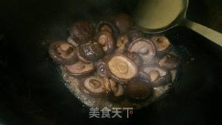 鲍汁香菇伴菜心的做法步骤：3