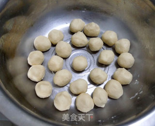 荷花酥的做法步骤：9