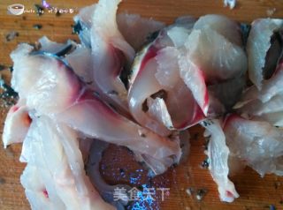 川味麻辣系列---油泼鱼的做法步骤：5