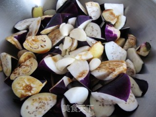 送饭一级棒 --- 鱼香茄子煲的做法步骤：7