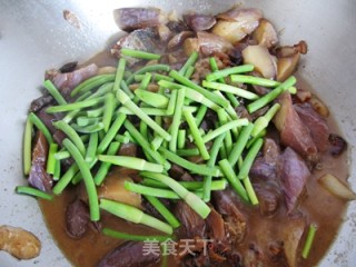 送饭一级棒 --- 鱼香茄子煲的做法步骤：8